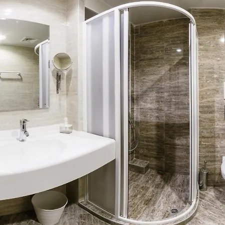 호텔 Family Ring & Thermal 큐스텐딜