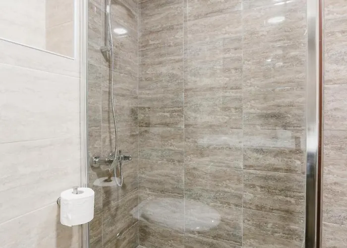 Family Ring & Thermal Guest house